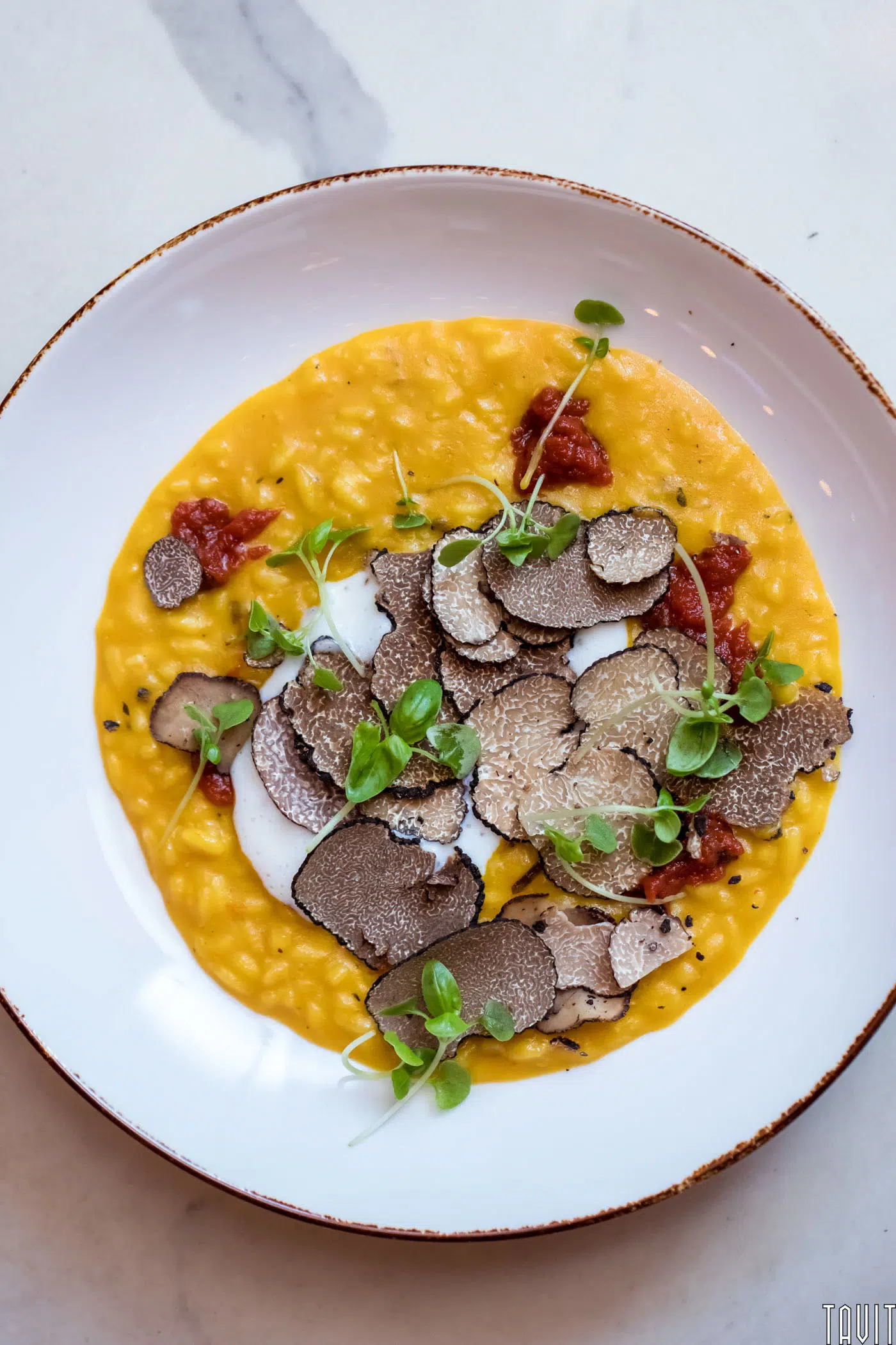 Plate with truffles