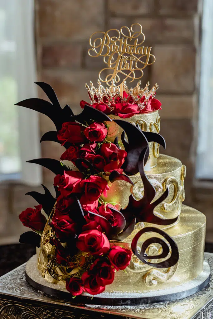 Birthday cake for quinceañera