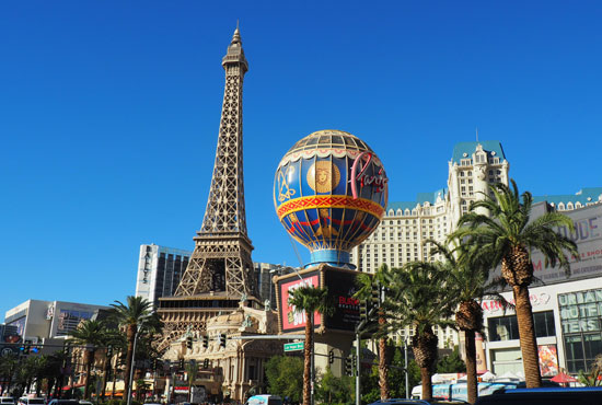 street shot of the Eiffel tower and Paris balloon in Las Vegas